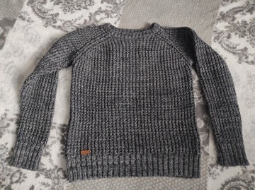 reserved bardzo ciepły swetr r. 134
