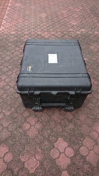 Locker, walizka transportowa Pelican 1690 