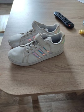 Buty dziewczęce adidas 