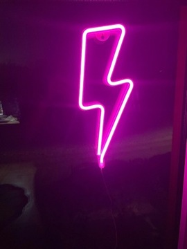 Witam na sprzedaż mam lampke neon