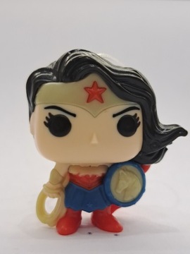 Funko Pop Kinder Joy DC - figurka Wonder Woman
