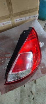 Tylna lampa Ford Fiesta mk7 