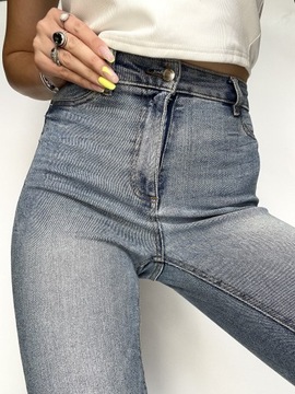 Spodnie jeansowe z dziurą wysoki stan F&F 36 S
