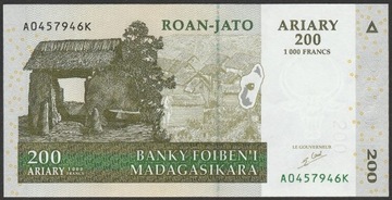 Madagaskar 200 ariary / 1000 frank 2004 - stan UNC