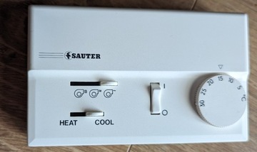 Regulator temperatury Sauter TSHK 574 F111