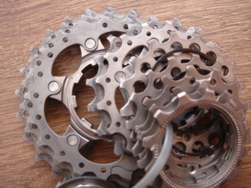 Kaseta Dura Ace CS 7800 12/25T tytan - jak nowa