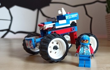 LEGO RACERS STAR STRIKER