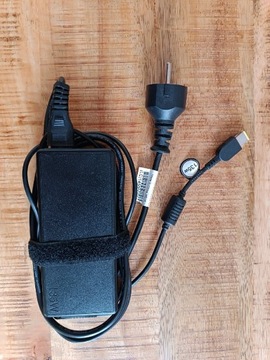 Lenovo zasilacz AC Adapter 135W USB Type Slim-tip
