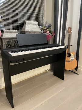 Pianino cyfrowe Yamaha P121B