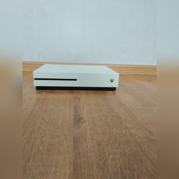 Xbox One S+Kierownica+22gry+Pad