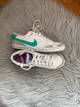 Sportowe buty Nike Capri 2 (38)