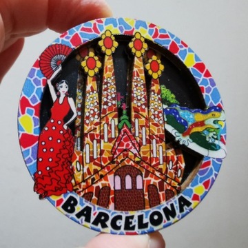 Zagraniczny magnes na lodówkę 3D Barcelona okrągły