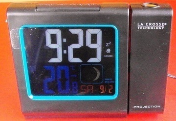 ZEGAR LCD BUDZIK Z PROJEKTOREM TERMOMETR WT551