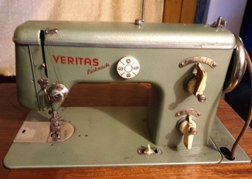 Maszyna do szycia Veritas Zuckzack (niemiecka)