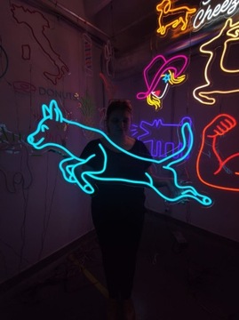 Neon Ozdoba na Ścianę - Piesek LED 