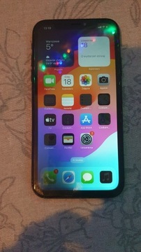 iPhone XR 64GB bez iCloud