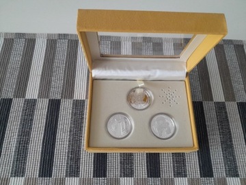 Komunia 3 srebrne monety Box z pozytywką 2009
