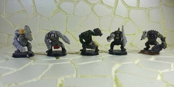 5 ork boyz | close combat + pistolet