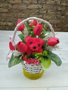 Flower box walentynkowy kosz z różami Walentynki 