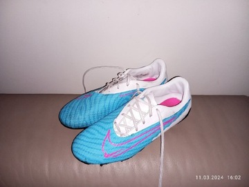 Nike korki piłkarskie NIKE PHANTOM GX rozmiar 42.5