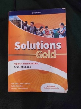 Solutions gold Upper-Intermediate Students Book 