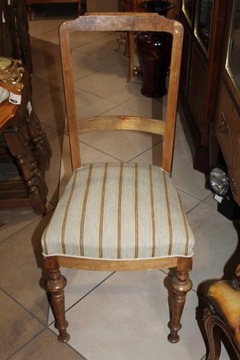 Krzesło dębowe z toczonymi nogami nr 544 FiaF