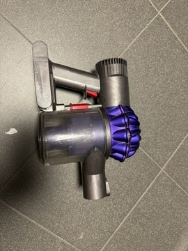 Dyson V6 body odkurzacz pionowy bezworkowy