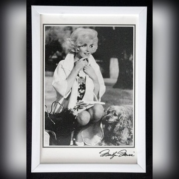 Marilyn Monroe. Pocztówki z lat 80 i 90 w ramce.
