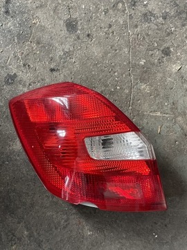 Lampa lewy tył skoda fabia 2