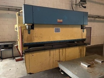 Prasa krawędziowa LVD PP 200 t x 3000