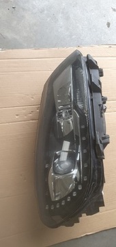 Lampa przednia prawa (BI-xenon) VOLKSWAGEN TOURAN