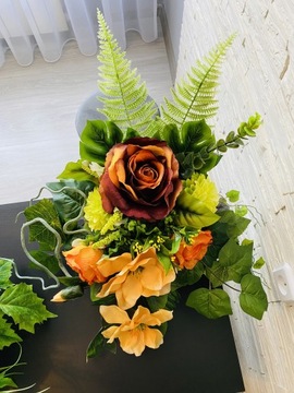 Wiązanka / kompozycja kwiatowa z wkładem do wazonu