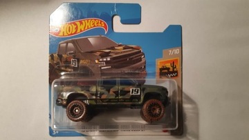 Hot Wheels '19 Chevy Silverado Trail Boss LT