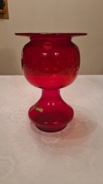 Czerwony wazon PRL Watra