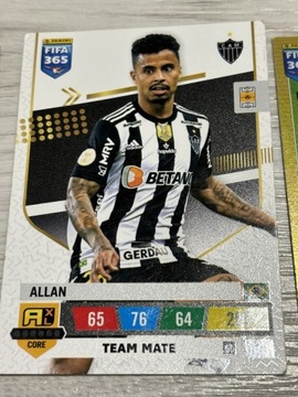 PANINI FIFA 365 2023 karta bazowa Allan 50