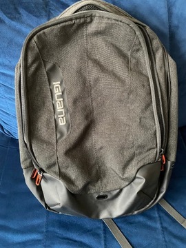 Plecak firmy IGUANA z kieszenią na laptop stan bdb