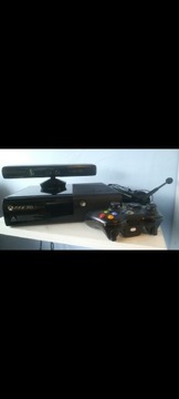 Xbox 360 slim (pełne wyposażenie + gry + Kinekt )