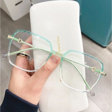 Modne okulary zerówki z cieniowanymi oprawkami 