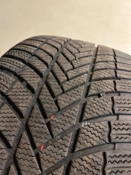 1× Bridgestone Blizzak LM005 255/35R18 zimowa