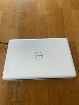 Laptop Dell Inspiron biały