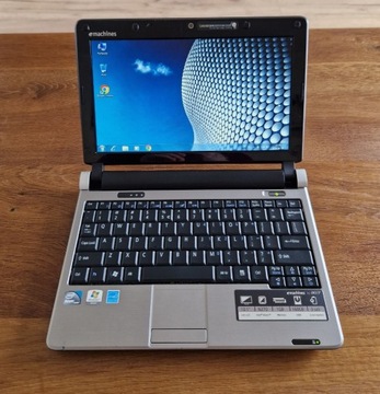 Laptop Emachines eM250 10,1" 2GB RAM 160GB HDD