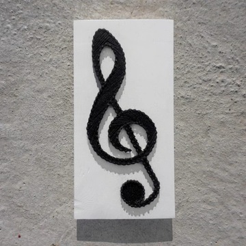 Klucz wiolinowy Obraz String Art Rękodzieło 30x15