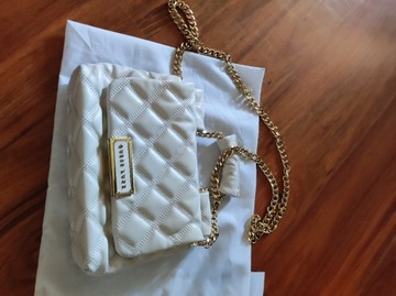 Biała skórzana torba Guess Luxe