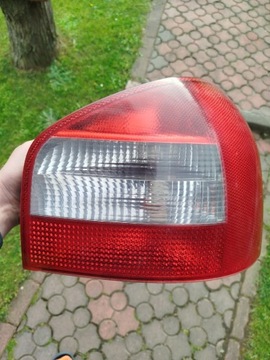 Lampa tylna audi a3 8l