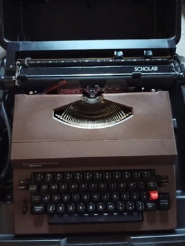 Maszyna do pisania Scholar Sears zabytek 1977
