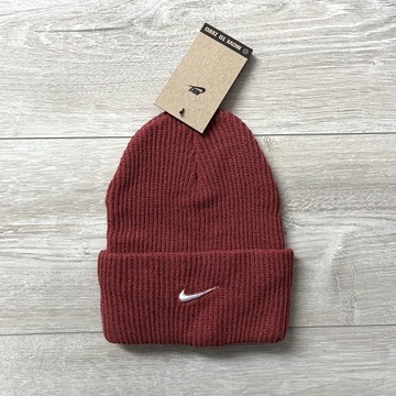 Czapka zimowa beanie Nike swoosh logo red czerwona