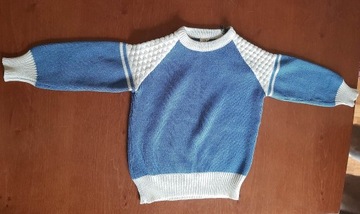 Niebiesko-biały sweterek / pikowanie - rozmiar 102