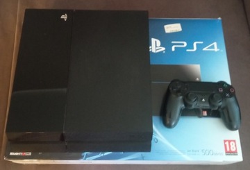 PlayStation 4 500GB + Pad