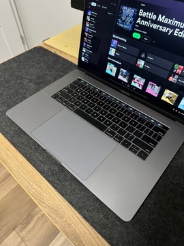 MacBook Pro i7 16GB 512GB SSD (15") Stan Idealny