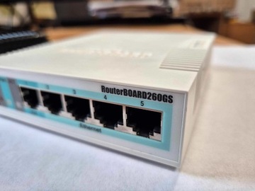 MikroTik RouterBoard RB260GS